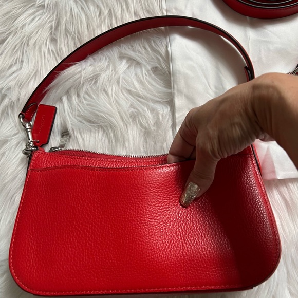 Coach Georgie Baguette Bag - Picture 2 of 11